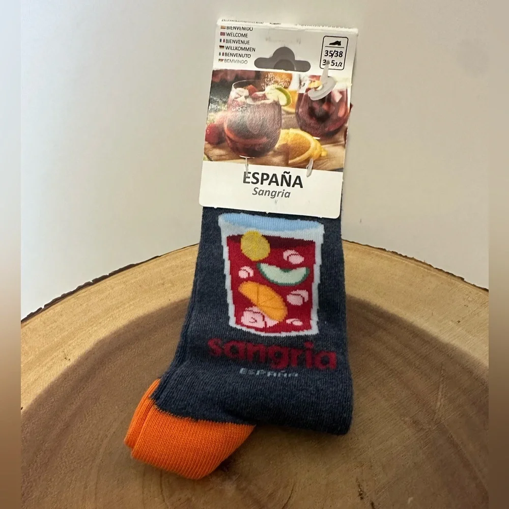 🍷 Fun Sangria-Themed Socks - Size 35/38 (New) 🍷